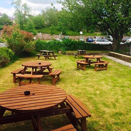 Markets Tavern Hotel Brecon Bagian luar foto