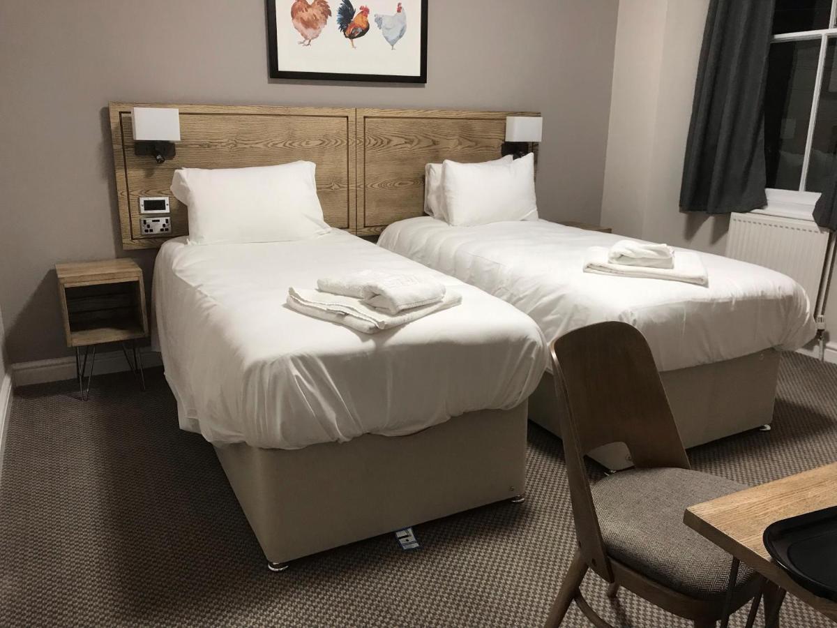 Markets Tavern Hotel Brecon Bagian luar foto